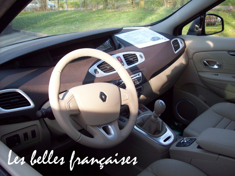 renault scenic authentique