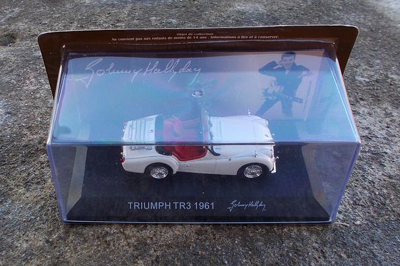 Voiture Johnny Hallyday Triumph TR3  1961  n°1 Neuf en boite 1/43 